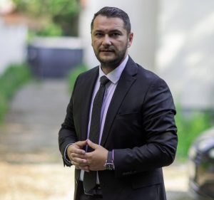 Bogdan Steriopol: „Când dai share unui zvon fals, devii parte din problemă!”